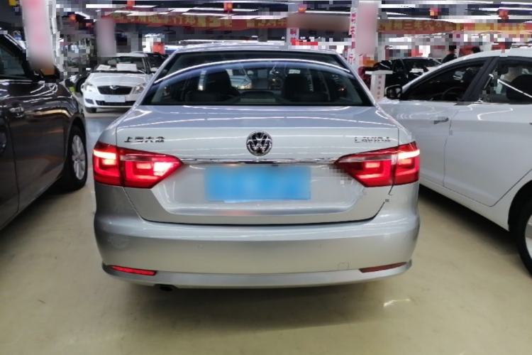 Used Volkswagen Lavida 2013 Revised Version 1.6L Automatic Luxury Edition Rear