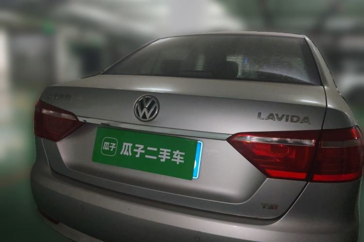 Used Volkswagen Lavida 2013 Revised Version 1.4 TSI DSG Comfort Edition Rear