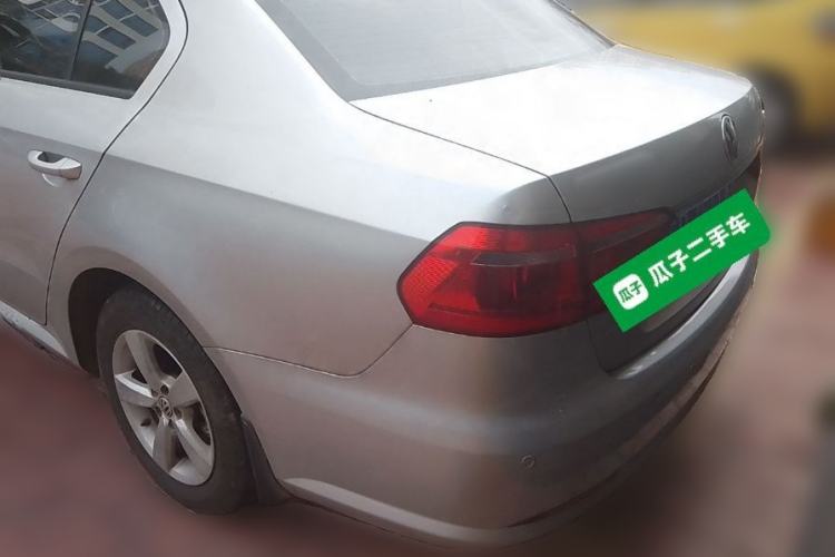 Used Volkswagen Lavida 2013 1.6L Automatic Fashion Edition Rear Left 45 Deg