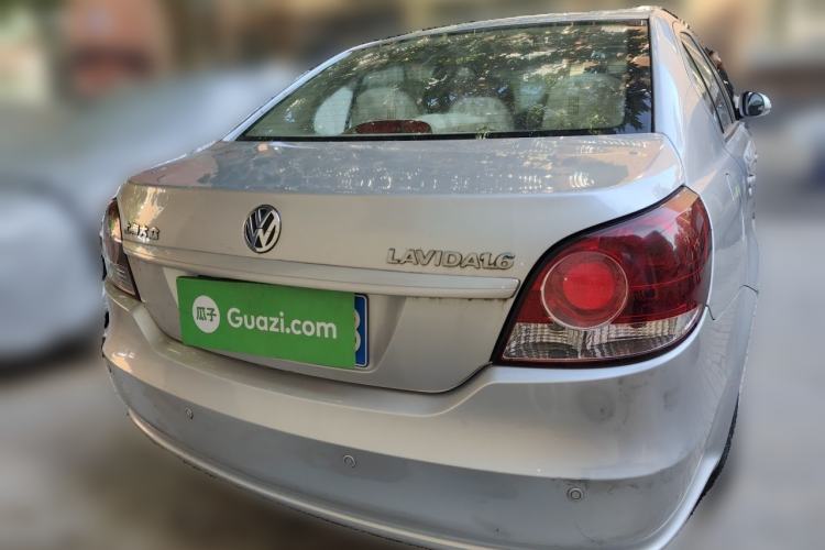 Used Volkswagen Lavida 2013 Classic 1.6L Manual Fashion Edition Rear