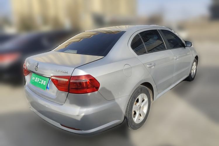 Used Volkswagen Lavida 2013 1.6L Automatic Fashion Edition Rear Right 45 Deg
