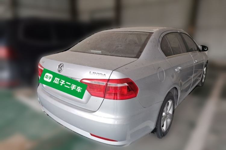 Used Volkswagen Lavida 2013 Revised Classic 1.6L Manual Fashion Edition Rear Right 45 Deg