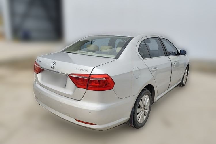 Used Volkswagen Lavida 2013 Revised Version 1.6L Automatic Luxury Edition Rear Right 45 Deg