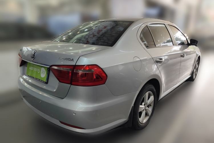 Used Volkswagen Lavida 2013 Revised Classic 1.6L Automatic Fashion Edition Rear Right 45 Deg