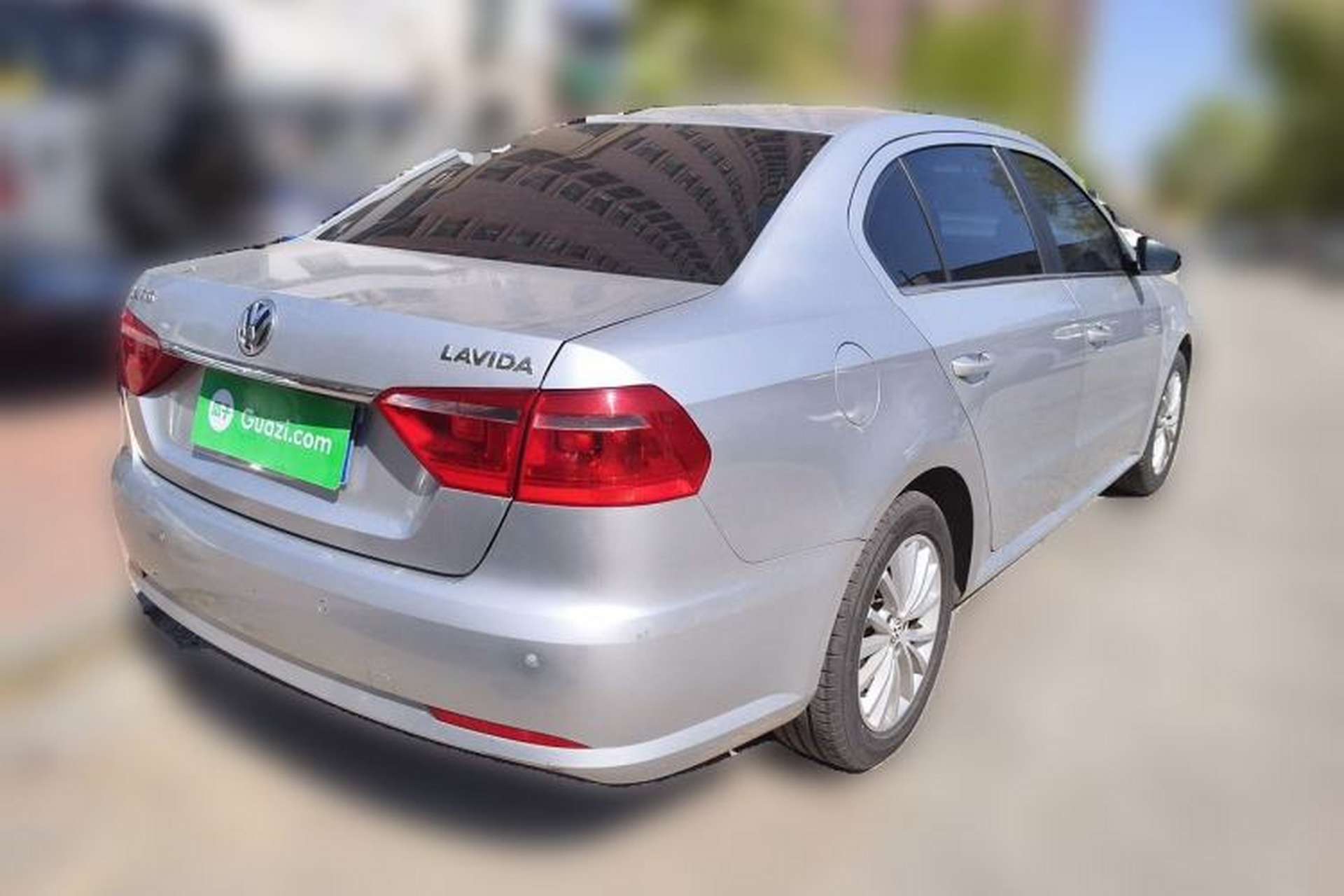 Used Volkswagen Lavida 2013 Revised Version 1.6L Automatic Luxury Edition Rear Right 45 Deg