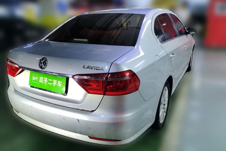 Used Volkswagen Lavida 2013 1.6L Manual Comfort Edition Rear Right 45 Deg
