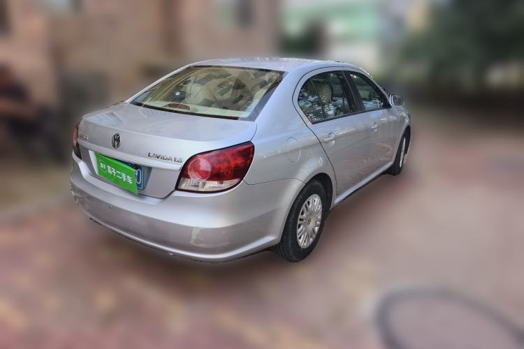 Used Volkswagen Lavida 2013 Classic 1.6L Manual Fashion Edition Rear Right 45 Deg