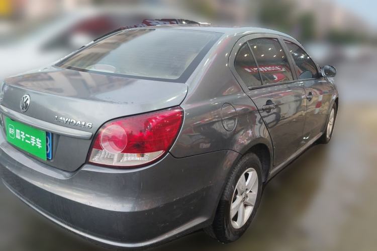 Used Volkswagen Lavida 2013 Classic 1.6L Automatic Fashion Edition Rear Right 45 Deg