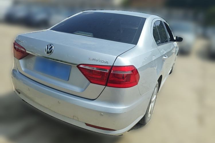 Used Volkswagen Lavida 2013 Revised Classic 1.6L Manual Fashion Edition Rear Right 45 Deg