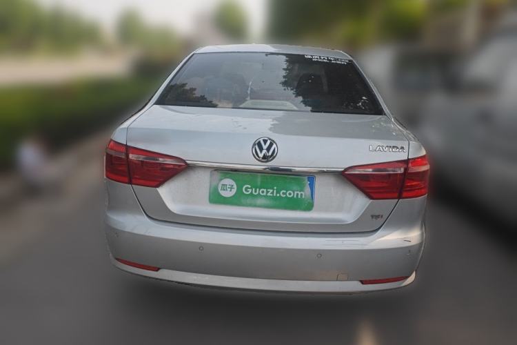 Used Volkswagen Lavida 2013 1.4TSI Manual Comfort Edition Rear