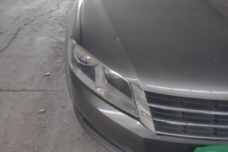 Used Volkswagen Lavida 2013 Revised Classic 1.6L Automatic Fashion Edition Right Front Headlight