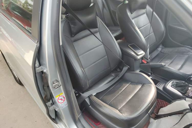 Used Volkswagen Lavida 2013 Restyled Classic 1.6L Automatic Comfort Edition Right Front Seat