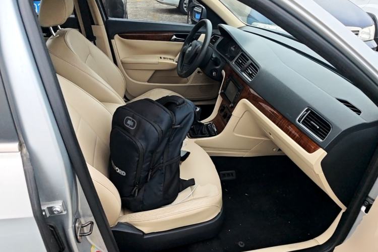 Used Volkswagen Lavida 2013 Restyled Classic 1.6L Manual Comfort Edition Right Front Seat