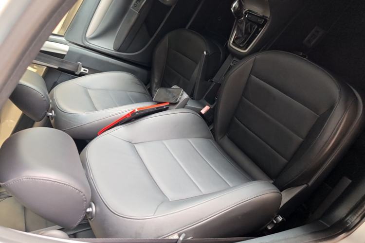 Used Volkswagen Lavida 2013 Restyled Classic 1.6L Automatic Comfort Edition Right Front Seat