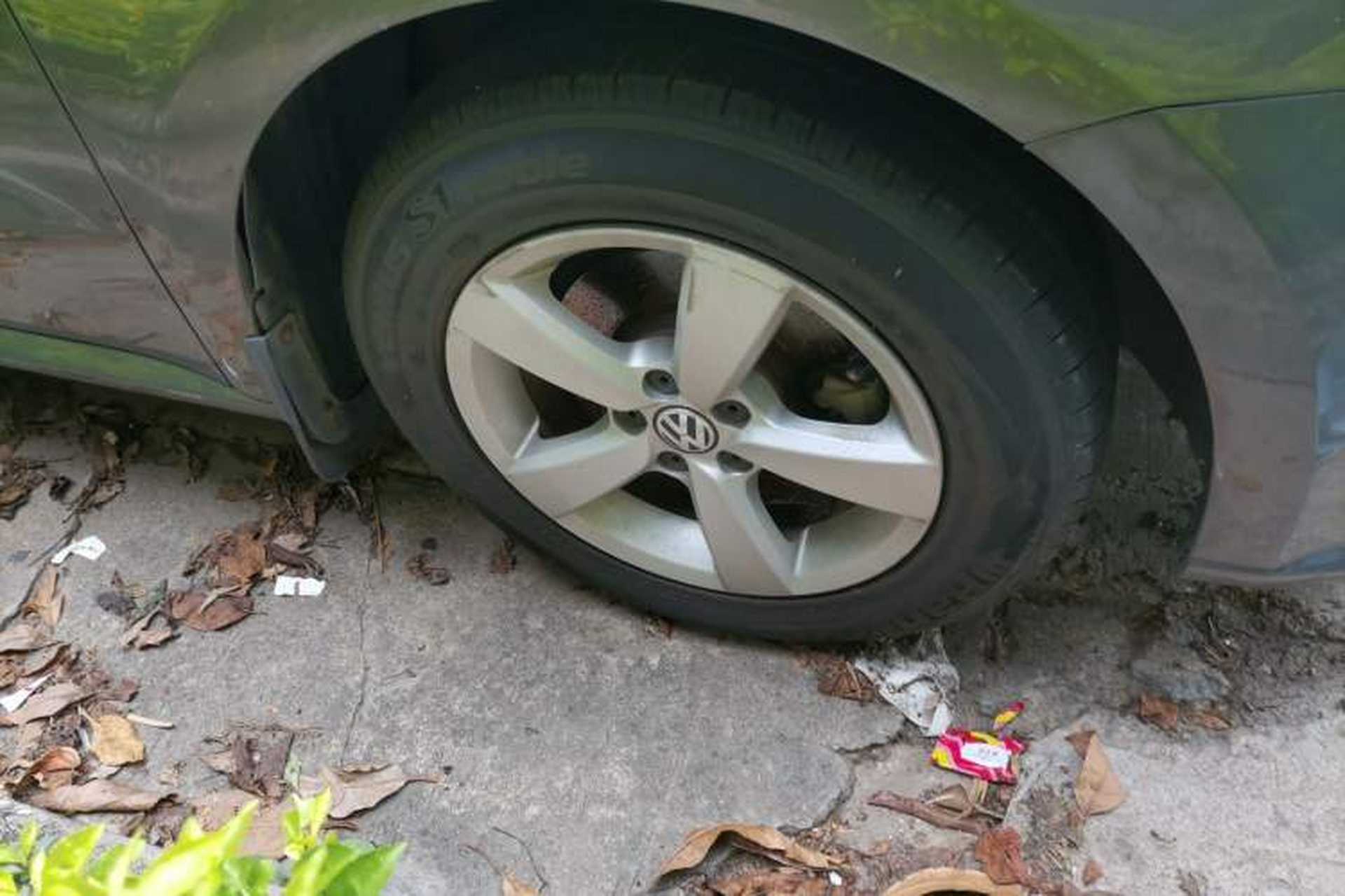 Used Volkswagen Lavida 2013 Revised Classic 1.6L Automatic Fashion Edition Right Front Wheel Hub