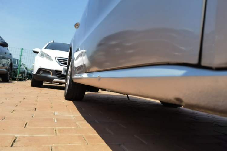 Used Volkswagen Lavida 2013 1.4TSI DSG Comfort Edition Right Side Sill
