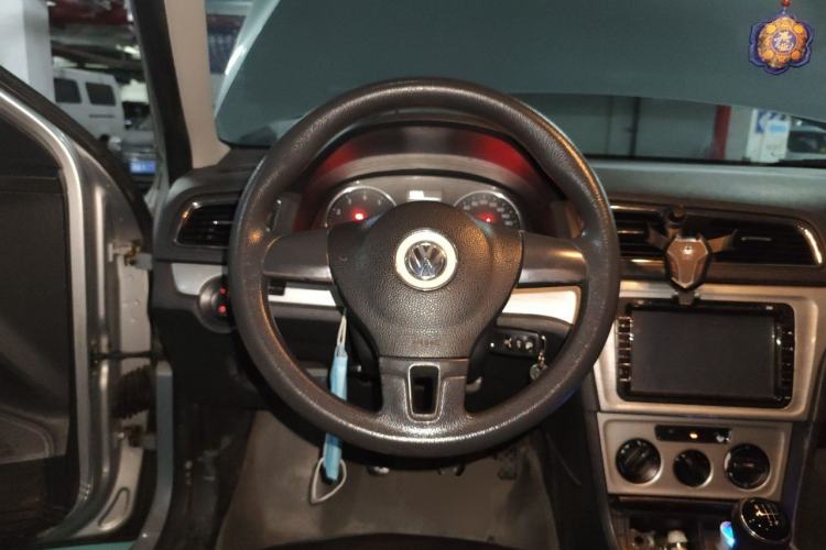 Used Volkswagen Lavida 2013 Restyled Classic 1.6L Manual Comfort Edition Steering Wheel