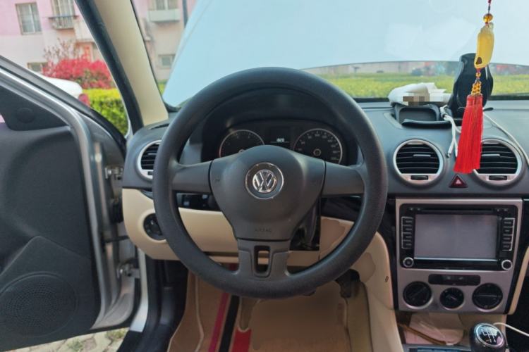 Used Volkswagen Lavida 2013 Classic 1.6L Manual Fashion Edition Steering Wheel