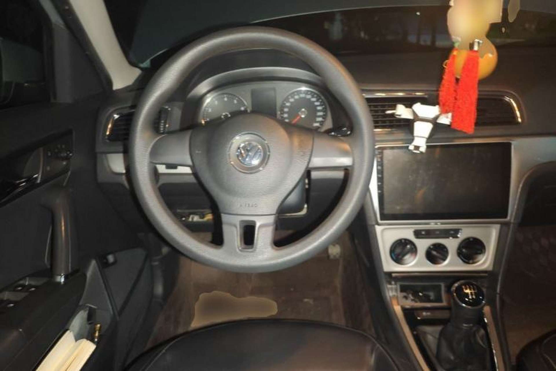 Used Volkswagen Lavida 2013 1.6L Manual Comfort Edition Steering Wheel