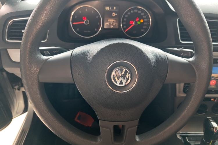 Used Volkswagen Lavida 2013 Restyled Classic 1.6L Automatic Comfort Edition Steering Wheel