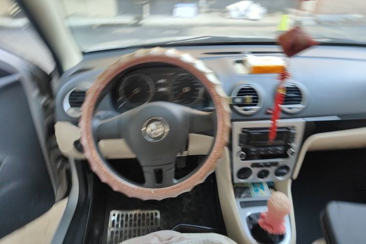 Used Volkswagen Lavida 2013 Classic 1.6L Manual Fashion Edition Steering Wheel