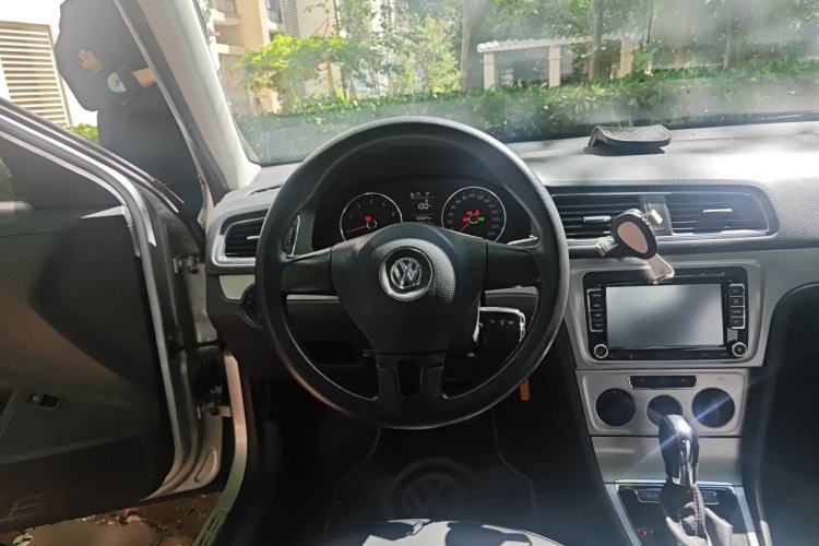 Used Volkswagen Lavida 2013 Restyled Classic 1.6L Automatic Comfort Edition Steering Wheel
