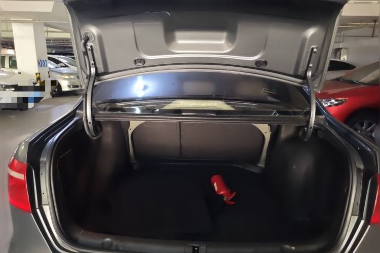 Used Volkswagen Lavida 2013 1.4TSI DSG Luxury Edition Trunk