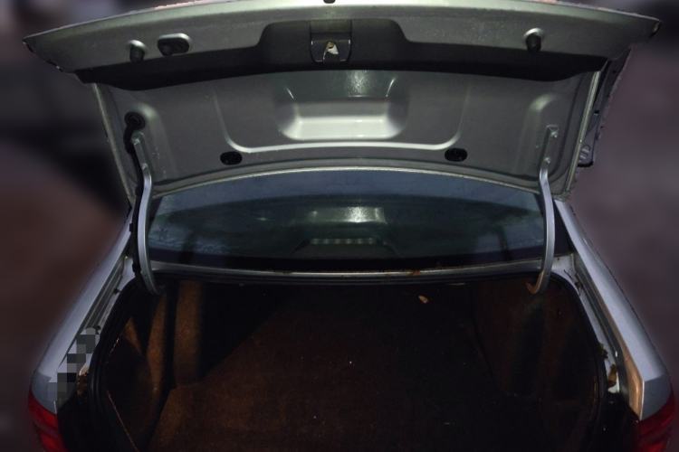 Used Volkswagen Lavida 2013 Revised Classic 1.6L Automatic Fashion Edition Trunk