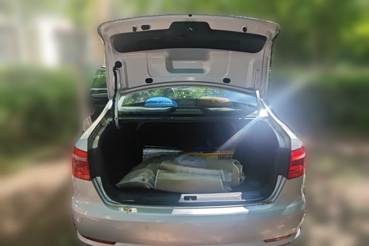 Used Volkswagen Lavida 2013 Restyled Classic 1.6L Automatic Comfort Edition Trunk