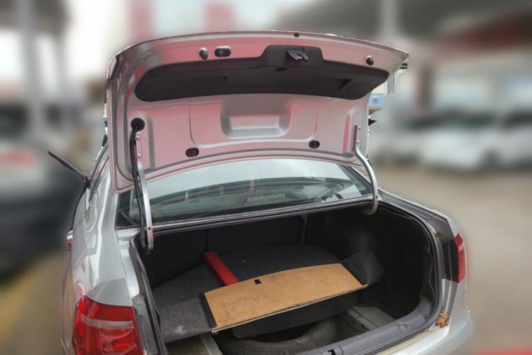 Used Volkswagen Lavida 2013 1.4TSI DSG Comfort Edition Trunk