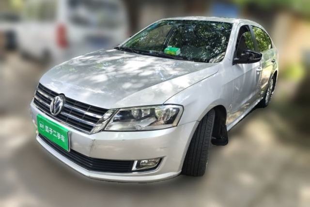 Ojetý Volkswagen Lavida 2013 Restyled Classic 1.6L Automatic Comfort Edition