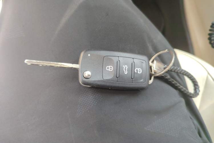 Used Volkswagen Lavida 2013 1.4TSI Manual Comfort Edition Vehicle Key