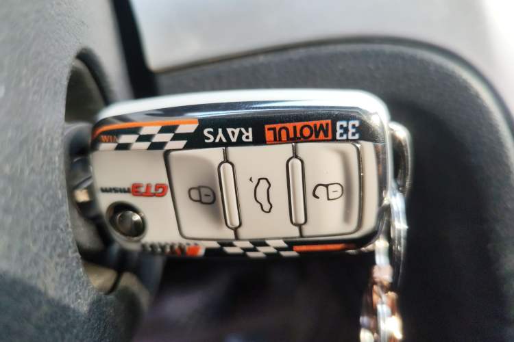 Used Volkswagen Lavida 2013 1.6L Automatic Fashion Edition Vehicle Key