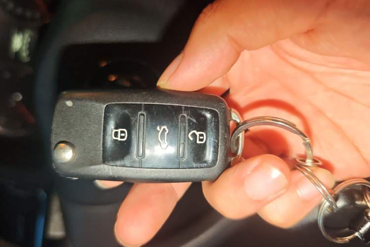 Used Volkswagen Lavida 2013 Restyled Classic 1.6L Automatic Comfort Edition Vehicle Key