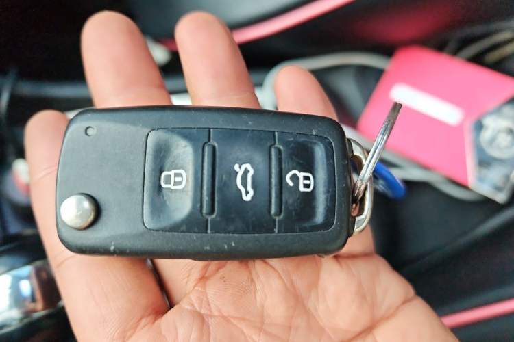 Used Volkswagen Lavida 2013 Restyled Classic 1.6L Automatic Comfort Edition Vehicle Key