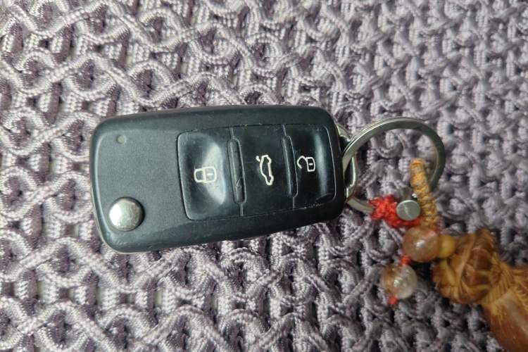 Used Volkswagen Lavida 2013 1.4 TSI DSG Luxury Navigation Edition Vehicle Key