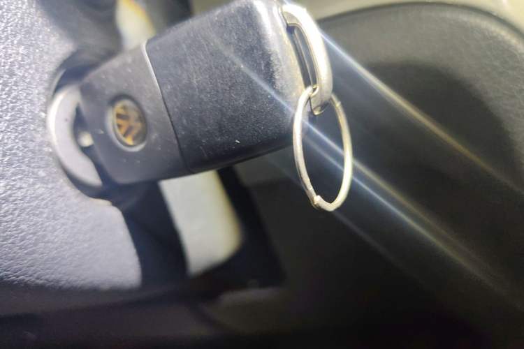 Used Volkswagen Lavida 2013 Restyled Classic 1.6L Automatic Comfort Edition Vehicle Key