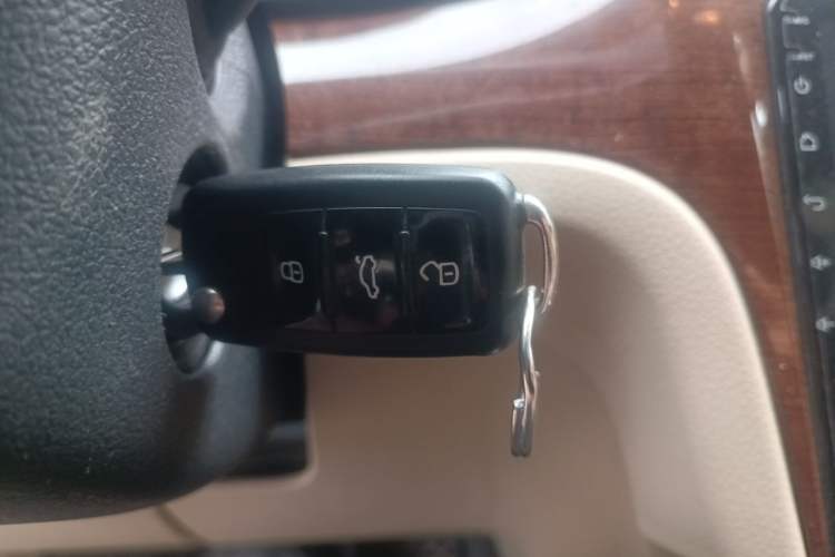 Used Volkswagen Lavida 2013 Restyled Classic 1.6L Automatic Comfort Edition Vehicle Key