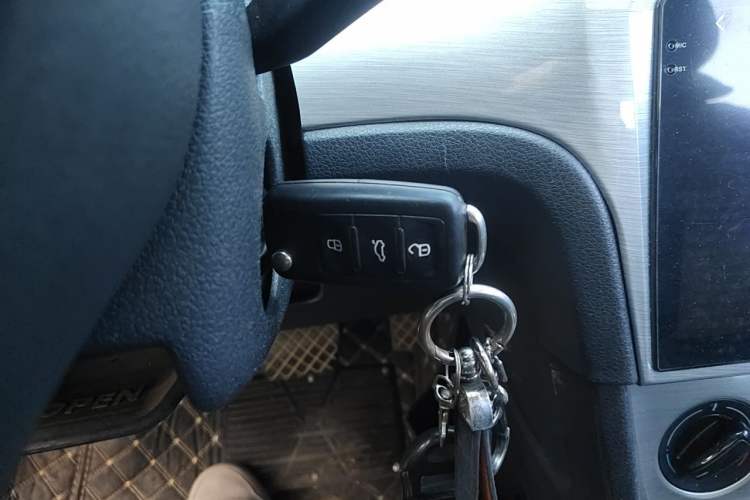 Used Volkswagen Lavida 2013 Revised Version 1.4 TSI DSG Comfort Edition Vehicle Key