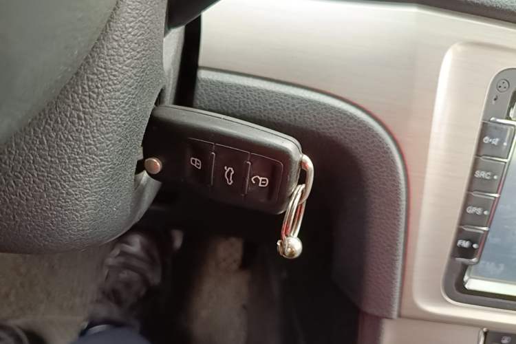 Used Volkswagen Lavida 2013 Restyled Classic 1.6L Automatic Comfort Edition Vehicle Key