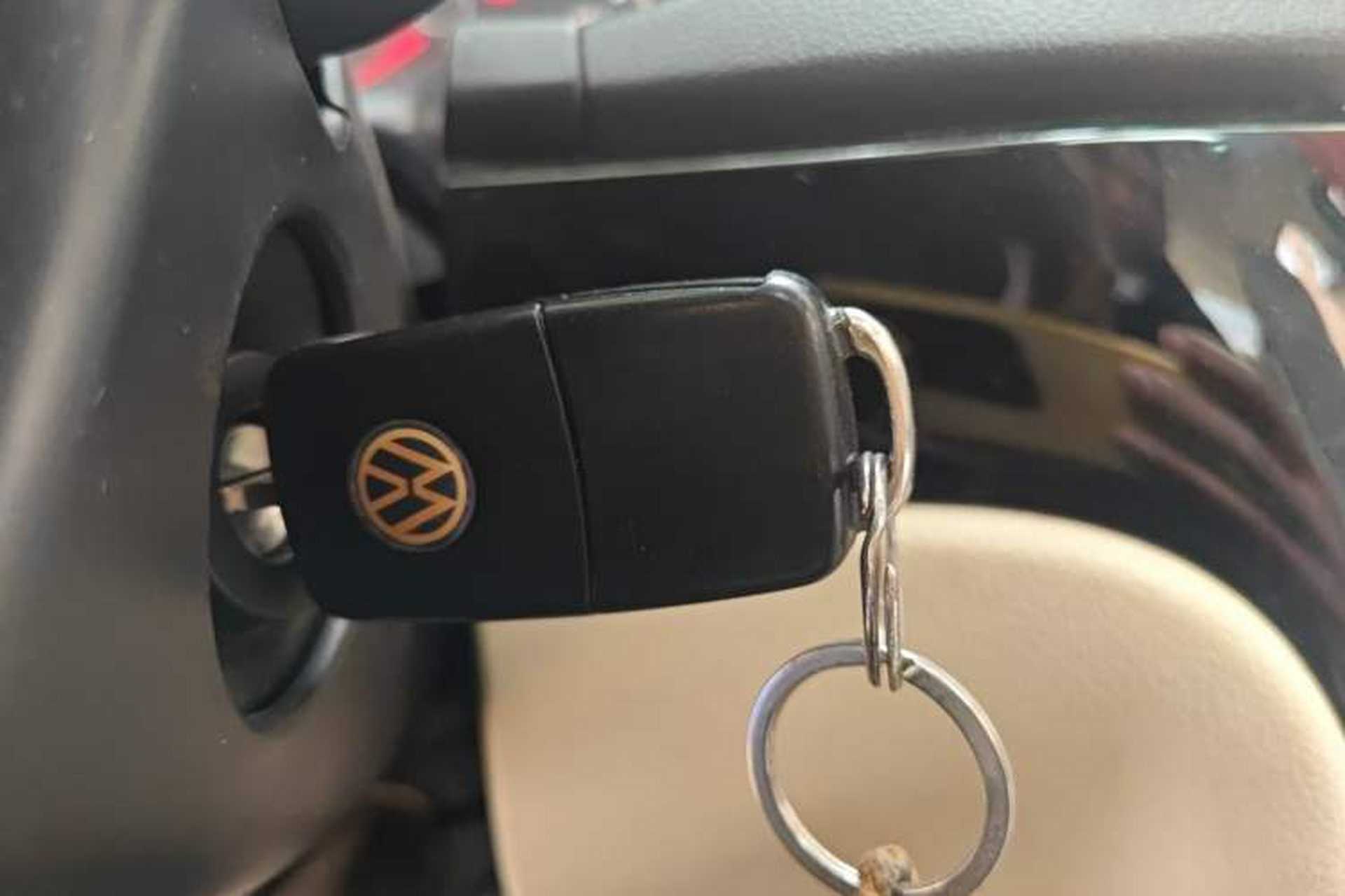 Used Volkswagen Lavida 2013 Classic 1.6L Manual Fashion Edition Vehicle Key