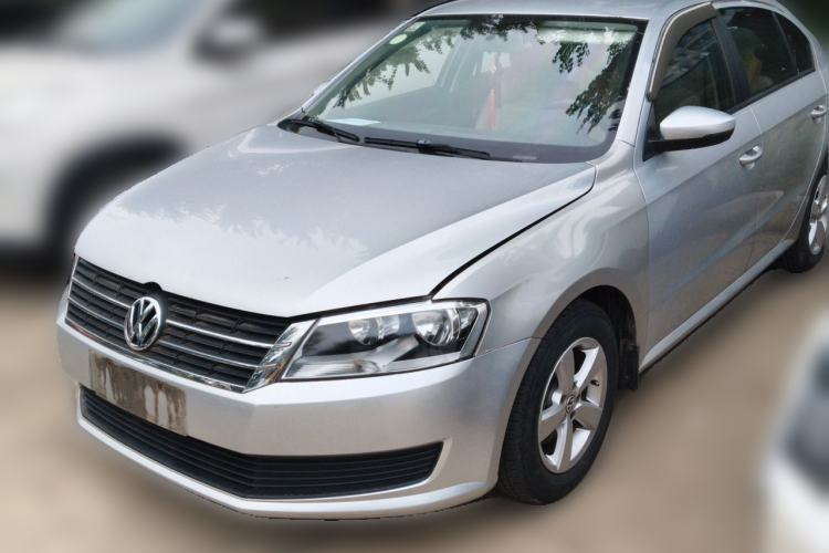 Used Volkswagen Lavida 2013 Revised Classic 1.6L Automatic Fashion Edition Guazi used car, China used car export, Used car for sale, Used cars, Cheapest cars for sale