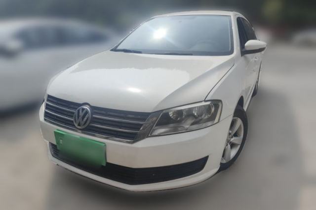 Used Volkswagen Lavida 2013 1.6L Manual Fashion Edition