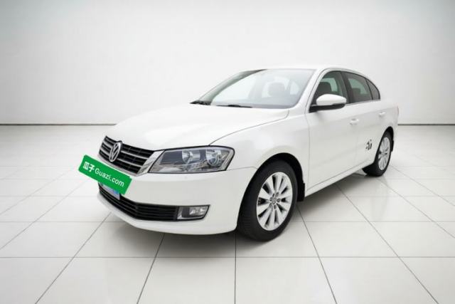 Ojetý Volkswagen Lavida 2013 Restyled Classic 1.6L Manual Comfort Edition