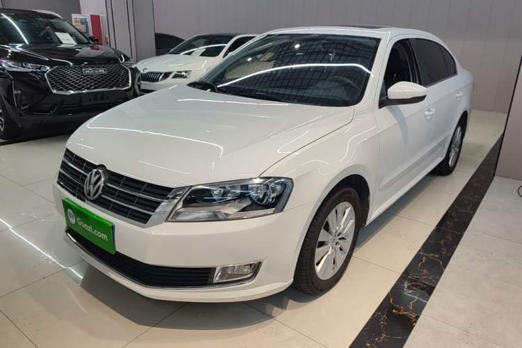 Used Volkswagen Lavida 2013 Revised Version 1.4 TSI DSG Comfort Edition Guazi used car, China used car export, Used car for sale, Used  cars, Cheapest cars for sale