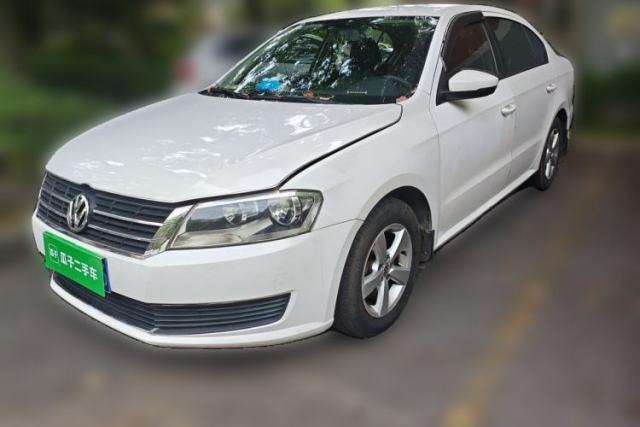 Used Volkswagen Lavida 2013 1.6L Automatic Fashion Edition