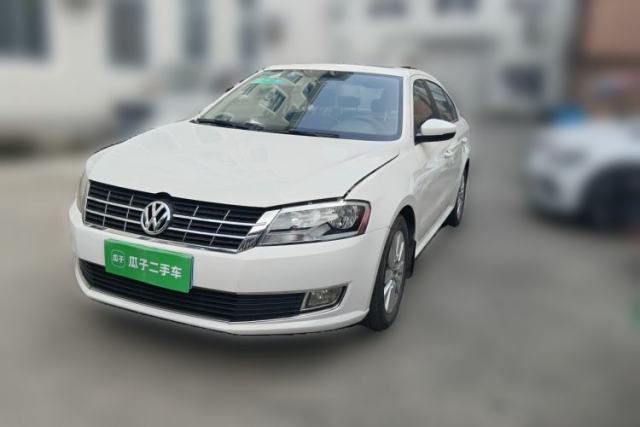 Ojetý Volkswagen Lavida 2013 Restyled Classic 1.6L Automatic Comfort Edition