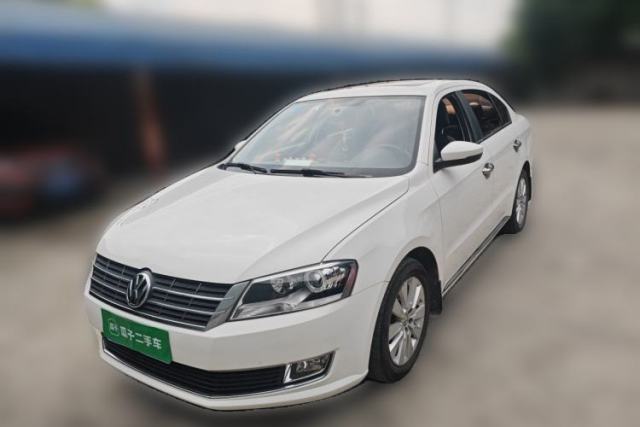 Used Volkswagen Lavida 2013 Restyled Classic 1.6L Manual Comfort Edition
