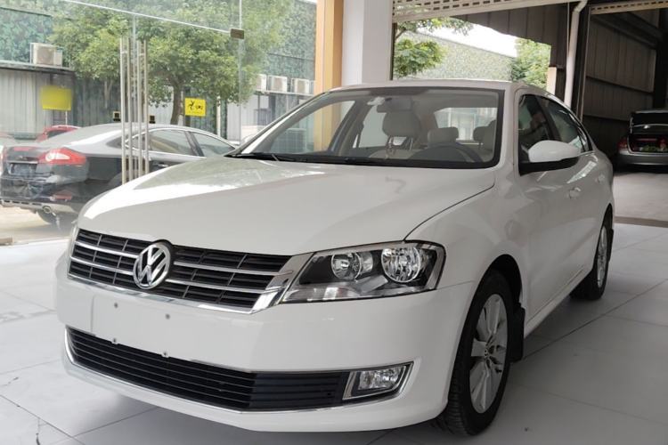 Used Volkswagen Lavida 2013 Restyled Classic 1.6L Automatic Comfort Edition Guazi used car, China used car export, Used car for sale, Used  cars, Cheapest cars for sale