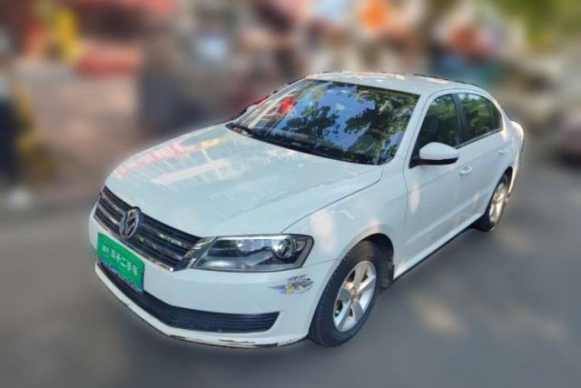 Used Volkswagen Lavida 2013 Classic 1.6L Manual Fashion Edition